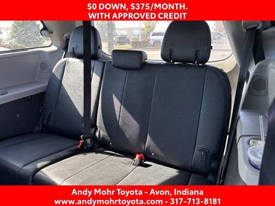 2020 Toyota Sienna SE 8 Passenger