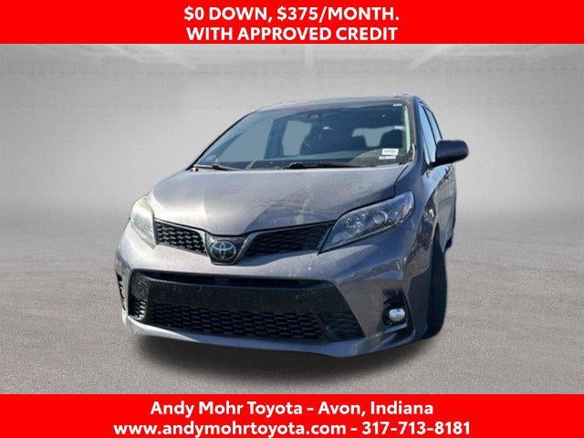 2020 Toyota Sienna SE 8 Passenger