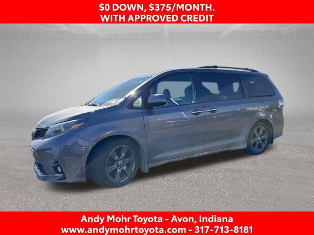2020 Toyota Sienna SE 8 Passenger