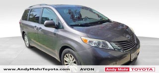 2015 Toyota Sienna XLE 8 Passenger