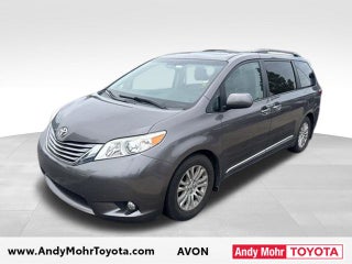 2015 Toyota Sienna XLE 8 Passenger
