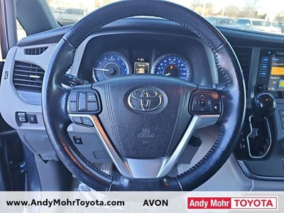 2016 Toyota Sienna XLE