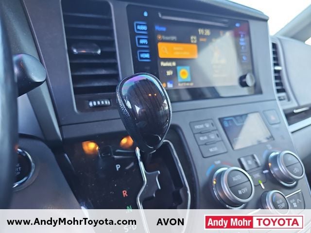 2016 Toyota Sienna XLE