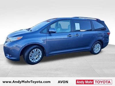 2016 Toyota Sienna XLE
