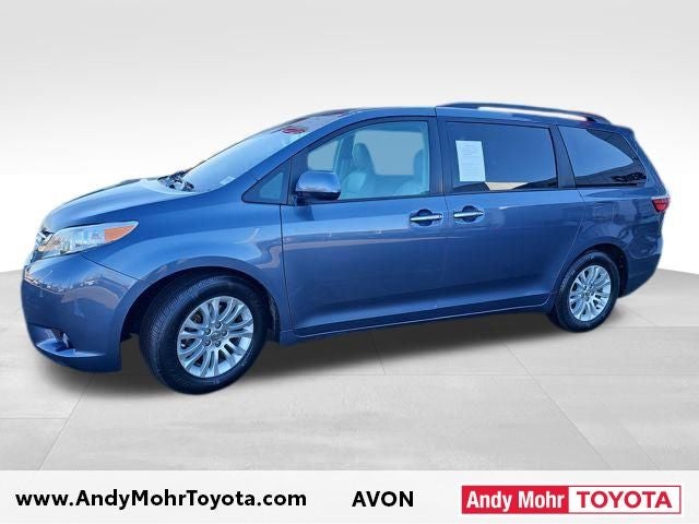 2016 Toyota Sienna XLE