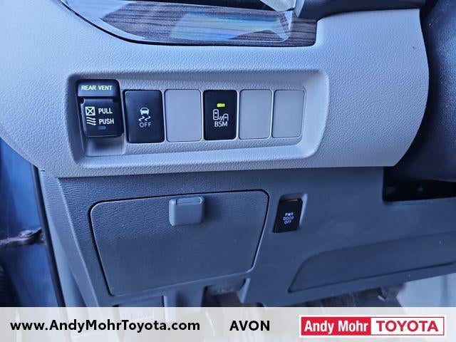 2016 Toyota Sienna XLE