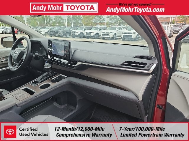 2022 Toyota Sienna XLE 7 Passenger