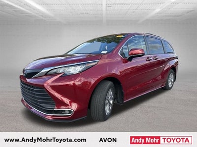 2022 Toyota Sienna XLE 7 Passenger