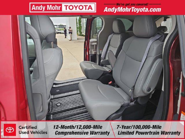 2022 Toyota Sienna XLE 7 Passenger