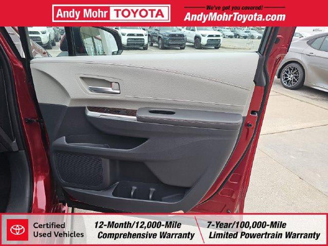 2022 Toyota Sienna XLE 7 Passenger