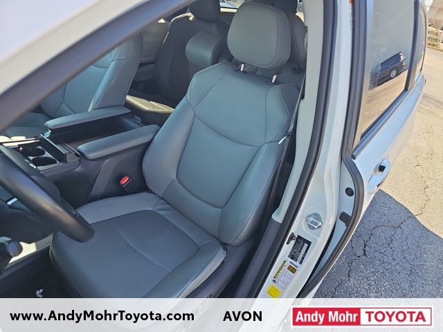 2023 Toyota Sienna XLE 8 Passenger
