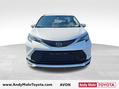 2023 Toyota Sienna XLE 8 Passenger