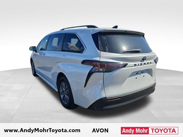 2023 Toyota Sienna XLE 8 Passenger