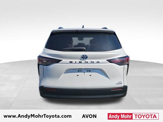 2023 Toyota Sienna XLE 8 Passenger