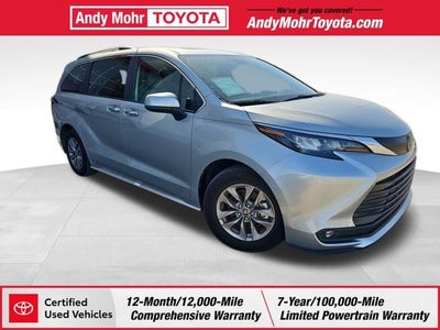 2025 Toyota Sienna XLE 8 Passenger