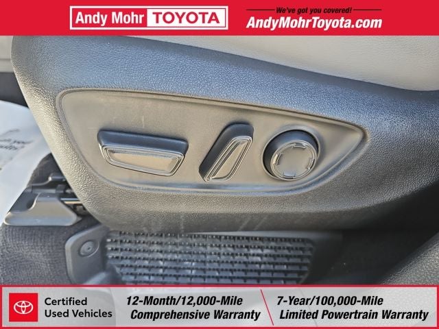 2025 Toyota Sienna XLE 8 Passenger