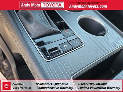 2025 Toyota Sienna XLE 8 Passenger