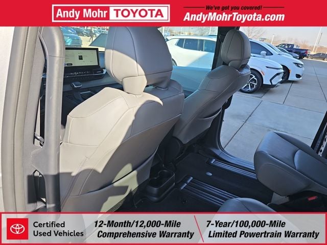 2025 Toyota Sienna XLE 8 Passenger