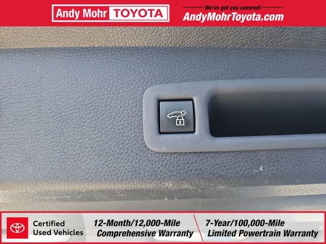 2025 Toyota Sienna XLE 8 Passenger