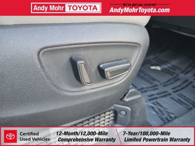 2025 Toyota Sienna XLE 8 Passenger