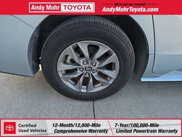 2025 Toyota Sienna XLE 8 Passenger