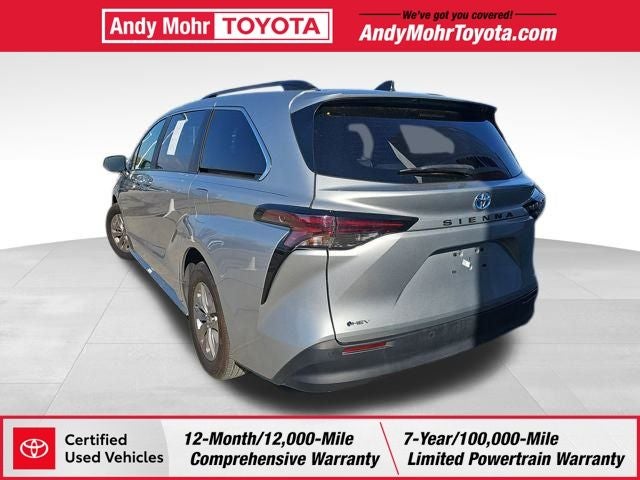 2025 Toyota Sienna XLE 8 Passenger