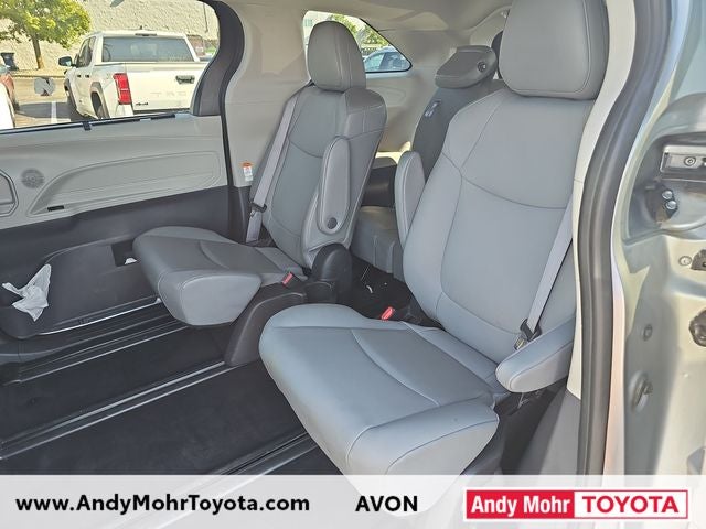 2022 Toyota Sienna XLE 7 Passenger