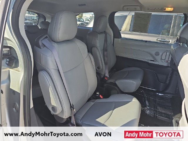 2022 Toyota Sienna XLE 7 Passenger