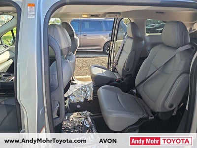 2022 Toyota Sienna XLE 7 Passenger
