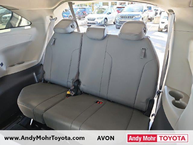 2022 Toyota Sienna XLE 7 Passenger