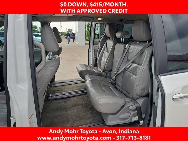 2017 Toyota Sienna XLE Premium 8 Passenger