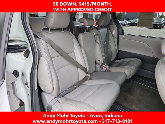 2017 Toyota Sienna XLE Premium 8 Passenger
