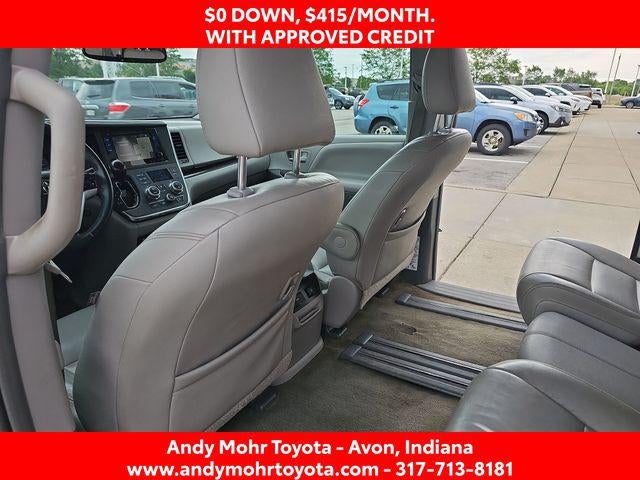 2017 Toyota Sienna XLE Premium 8 Passenger