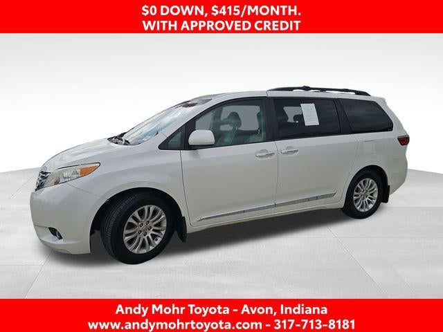 2017 Toyota Sienna XLE Premium 8 Passenger