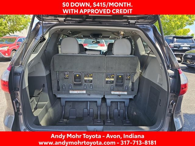 2017 Toyota Sienna XLE 8 Passenger
