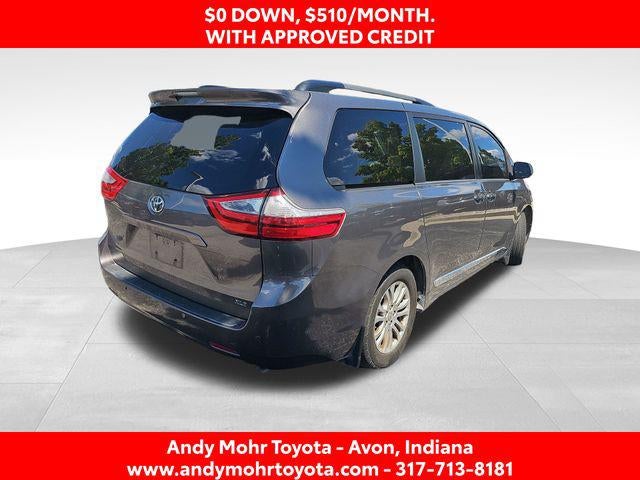 2017 Toyota Sienna XLE 8 Passenger