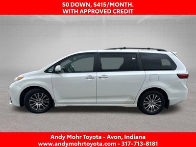 2018 Toyota Sienna XLE 8 Passenger