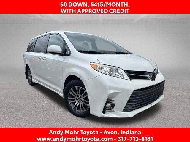 2018 Toyota Sienna XLE 8 Passenger