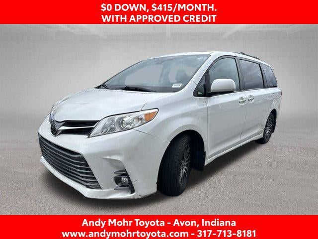2018 Toyota Sienna XLE 8 Passenger