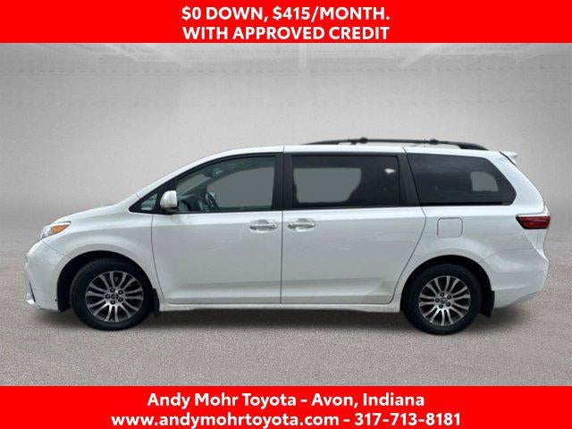2018 Toyota Sienna XLE 8 Passenger