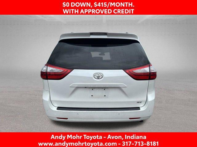 2018 Toyota Sienna XLE 8 Passenger