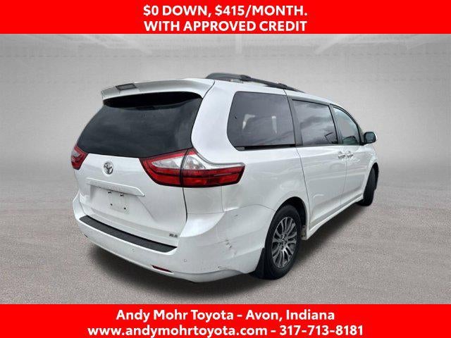 2018 Toyota Sienna XLE 8 Passenger