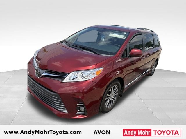 2018 Toyota Sienna XLE 8 Passenger