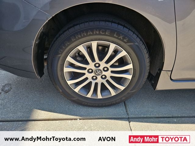 2019 Toyota Sienna XLE 8 Passenger