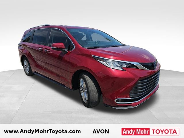 2023 Toyota Sienna Limited 7 Passenger
