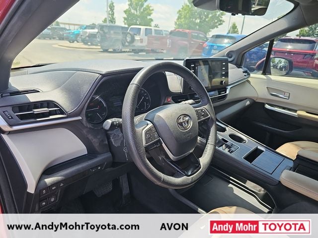 2023 Toyota Sienna Limited 7 Passenger
