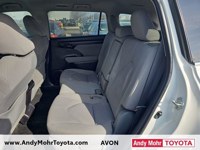 2021 Toyota Highlander LE