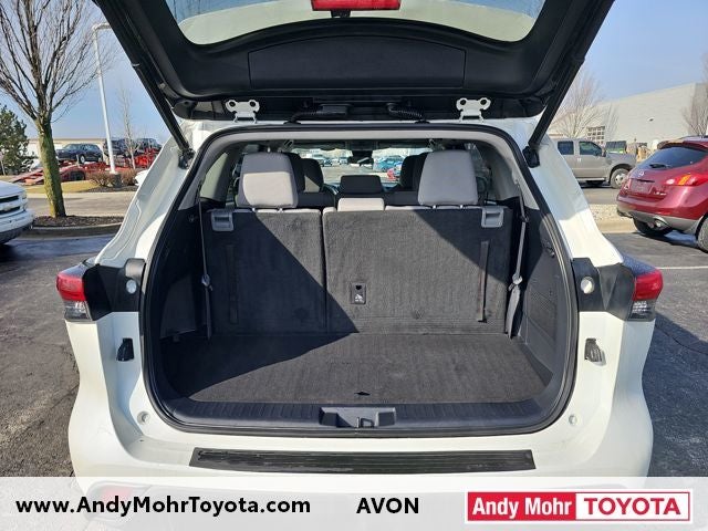 2021 Toyota Highlander LE