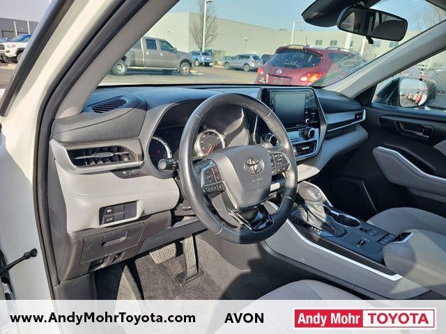 2021 Toyota Highlander LE