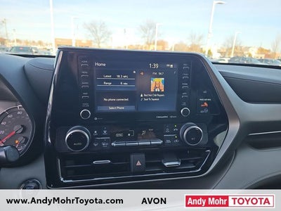 2022 Toyota Highlander LE